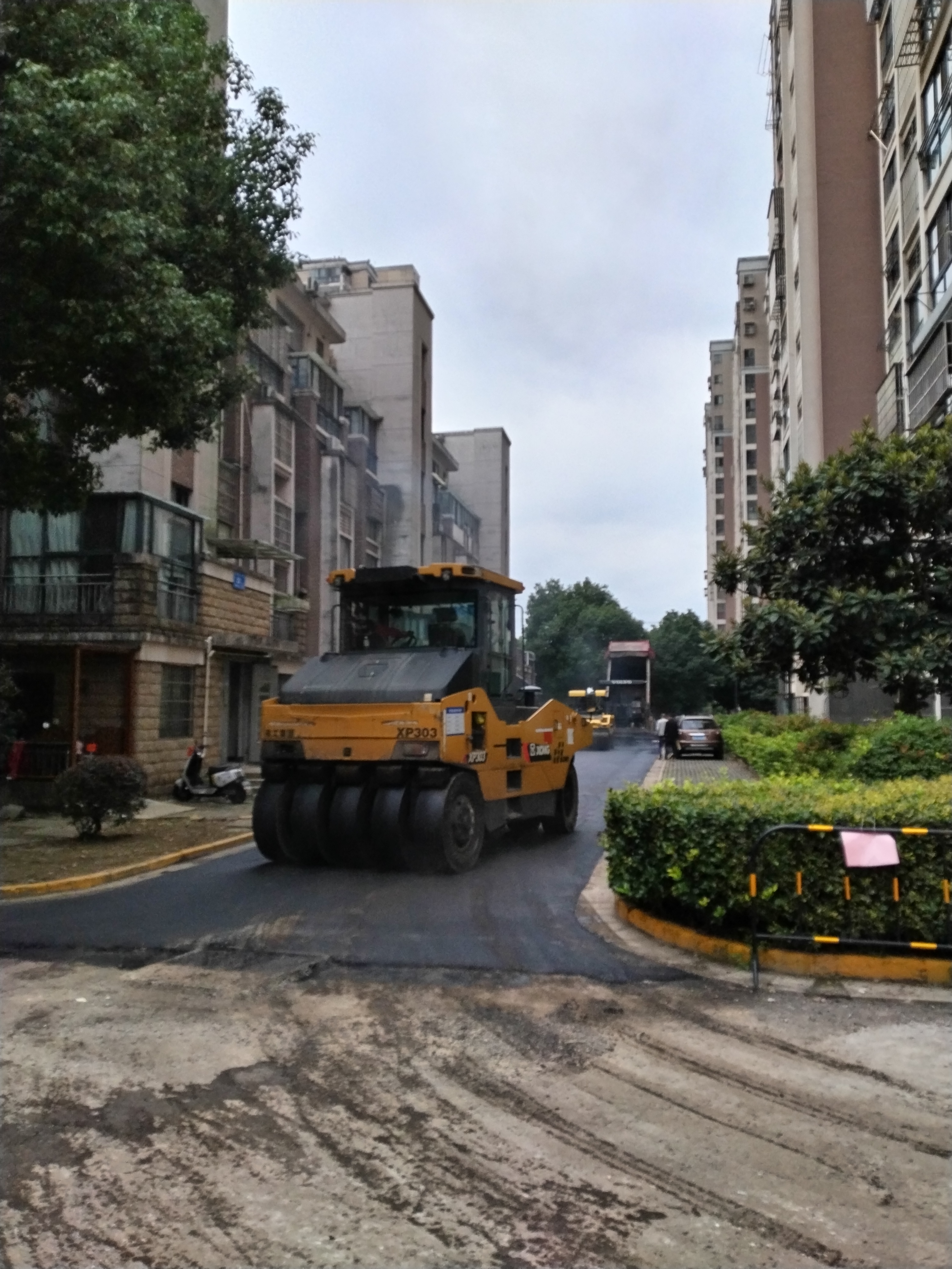 道路改造  服務業主